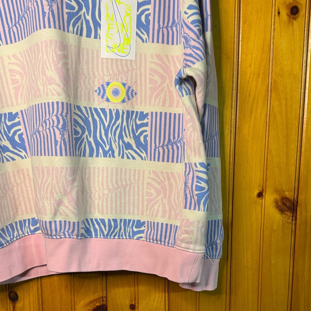 Nike Women's Pastel Striped Sweatshirt - Picture 9 of 12